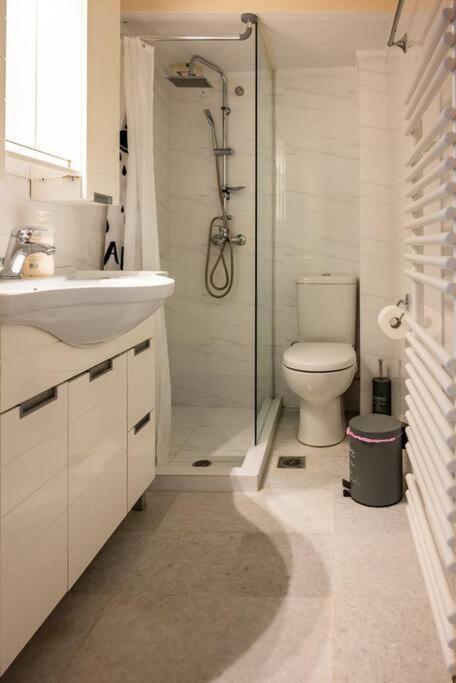 Athens Retreat 1-Bdr Apt Close To Metro Stationアパートメント エクステリア 写真